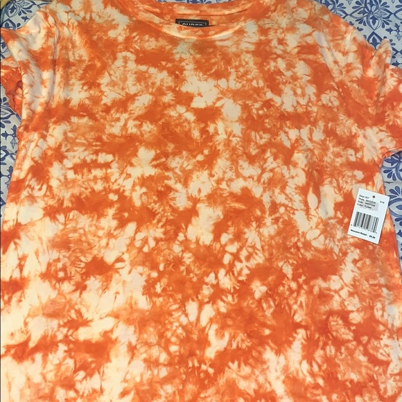 Super massive t shirt - Picture 3 of 3